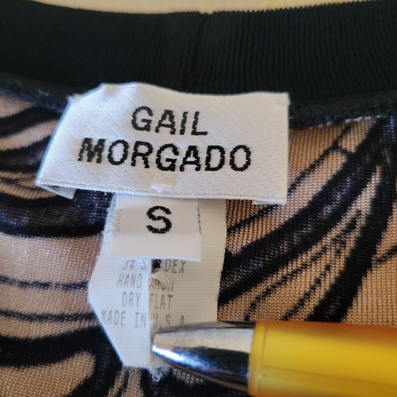 Rich Colored Small Tan and Black Dress Shirt Sleeve Top Size Small - Picture 3 of 3